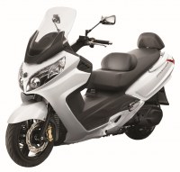 400i-White1.jpg